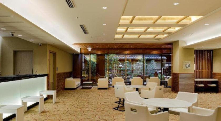 Four Points Flex By Sheraton Kyoto Oike Экстерьер фото